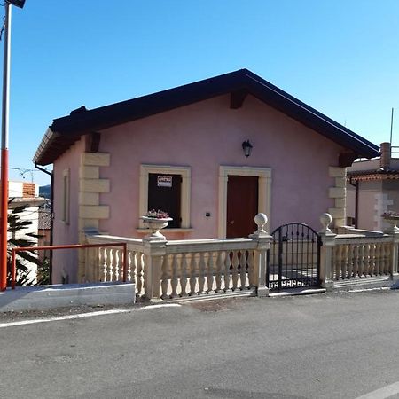 Il Murales Montegiordano Esterno foto